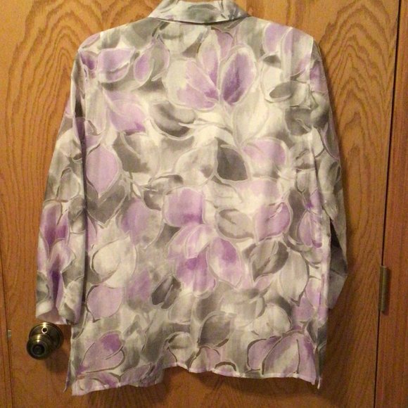 Alfred Dunner - Purple, gray and white blouse with white tank top - Picture 2 of 7